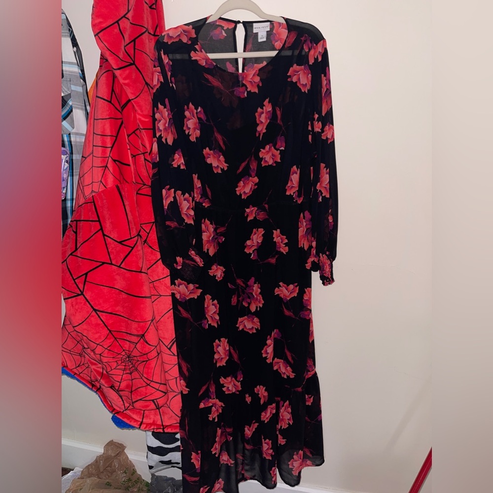 Floral maxi dress by Ava Viv